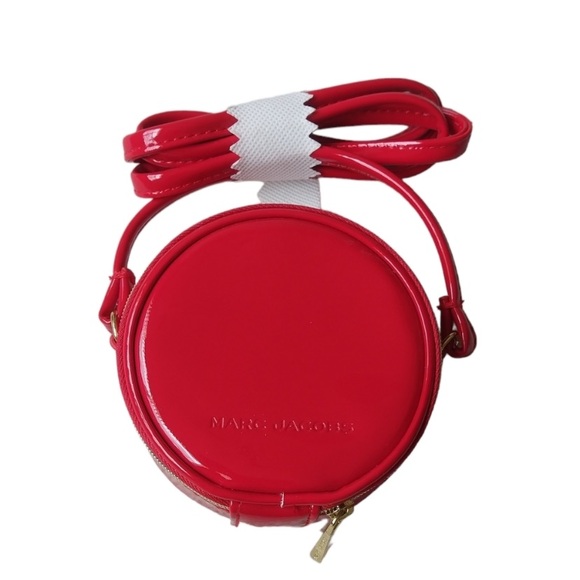 NWOT MARC JACOBS Mini 4" Red Patent Leather Crossbody Round Circle Canteen Bag - Picture 3 of 8